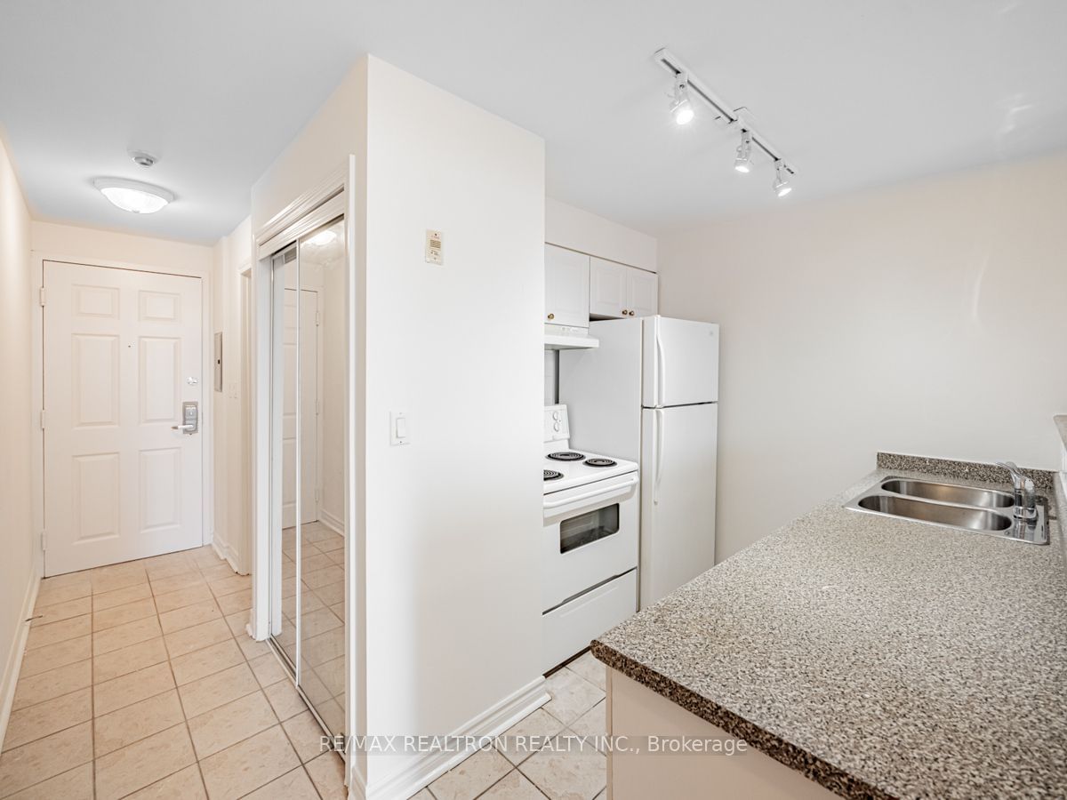 1401 Dupont St, unit 232 for rent