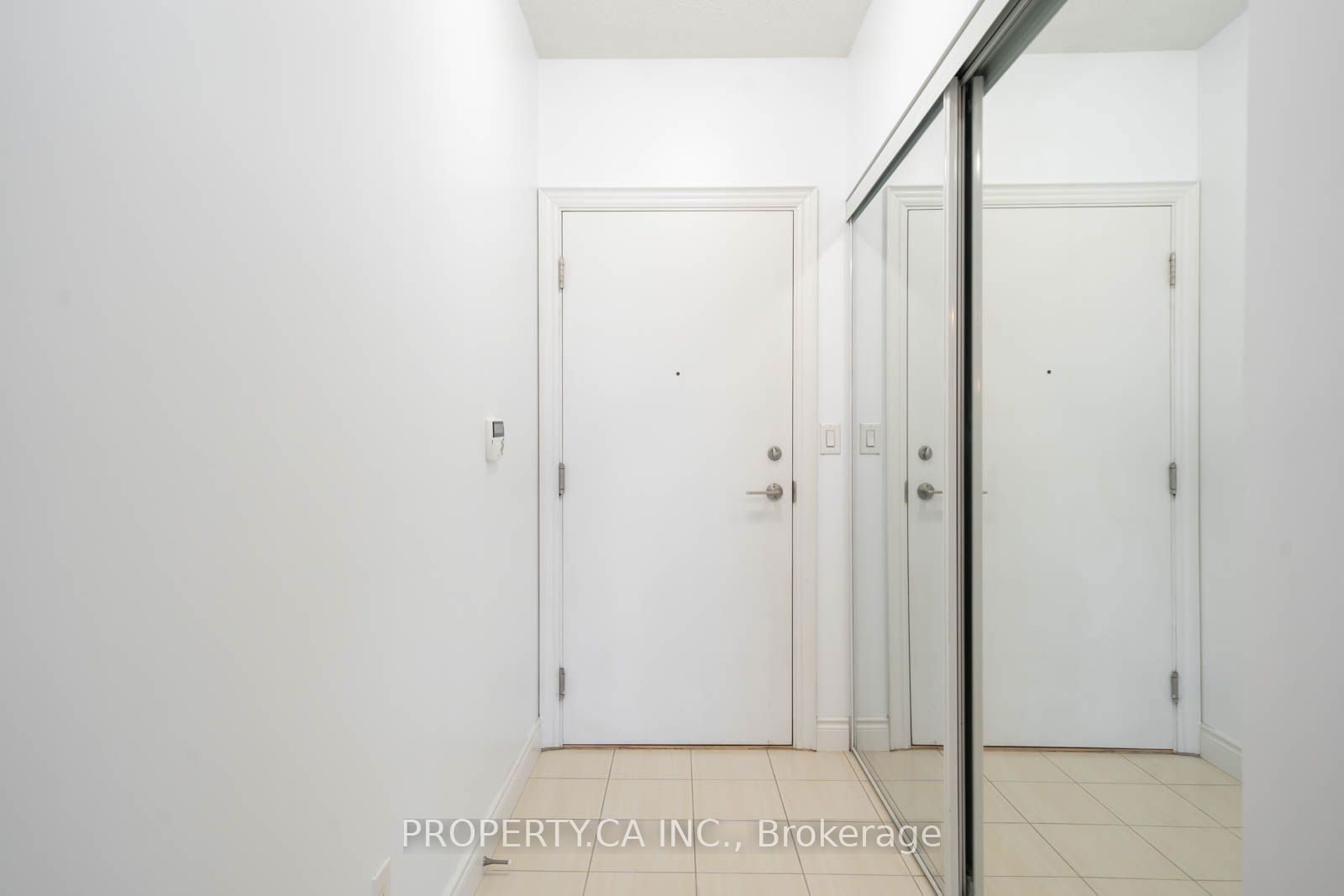 16 Brookers Lane E, unit 2505 for rent