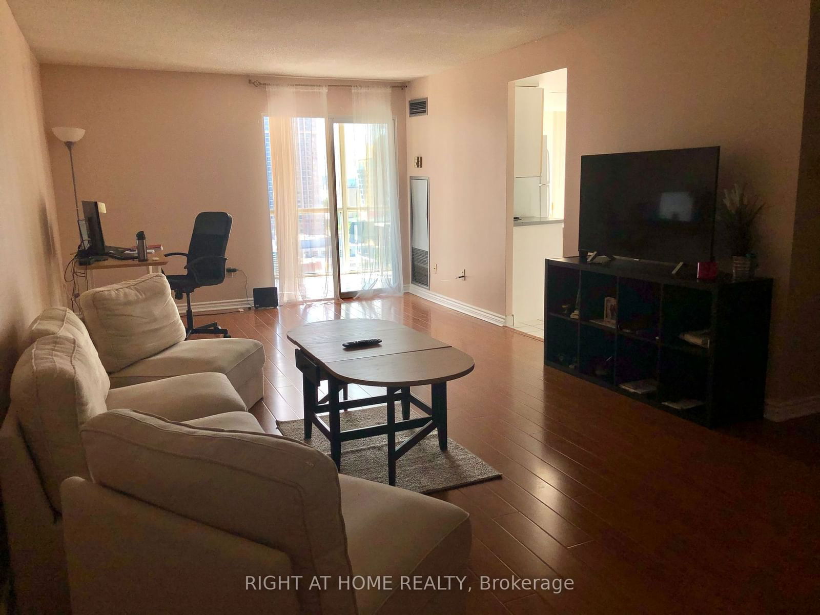 350 Webb Dr, unit 1807 for rent