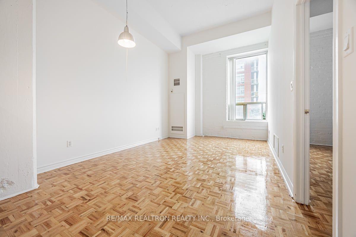 1401 Dupont St, unit 123 for rent