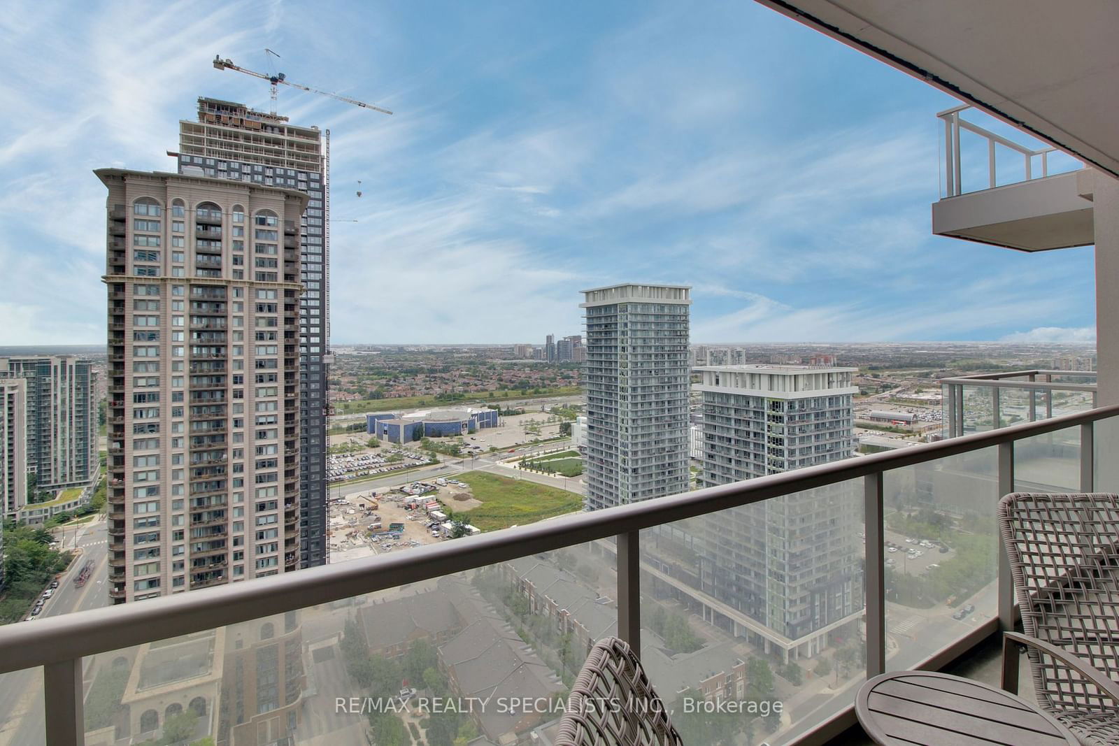 388 Prince Of Wales Dr, unit 2806 for rent