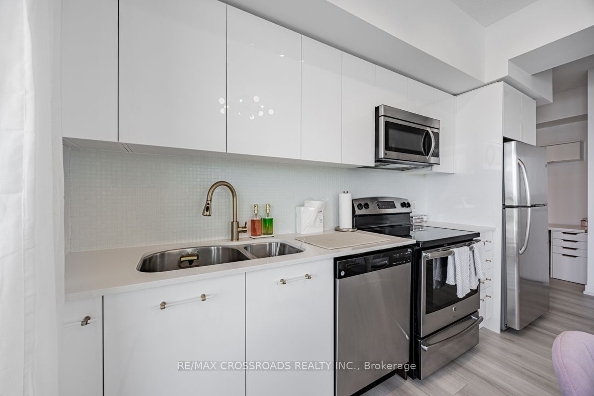 2200 Lake Shore Blvd W, unit 1907 for sale