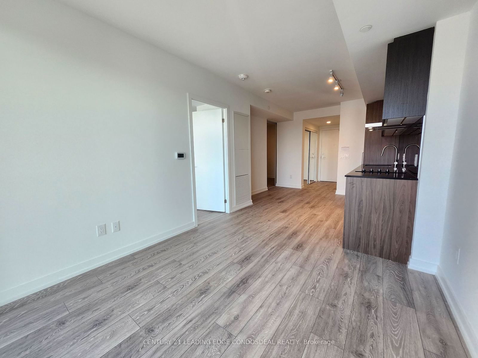 1100 Sheppard Ave W, unit 1223 for rent