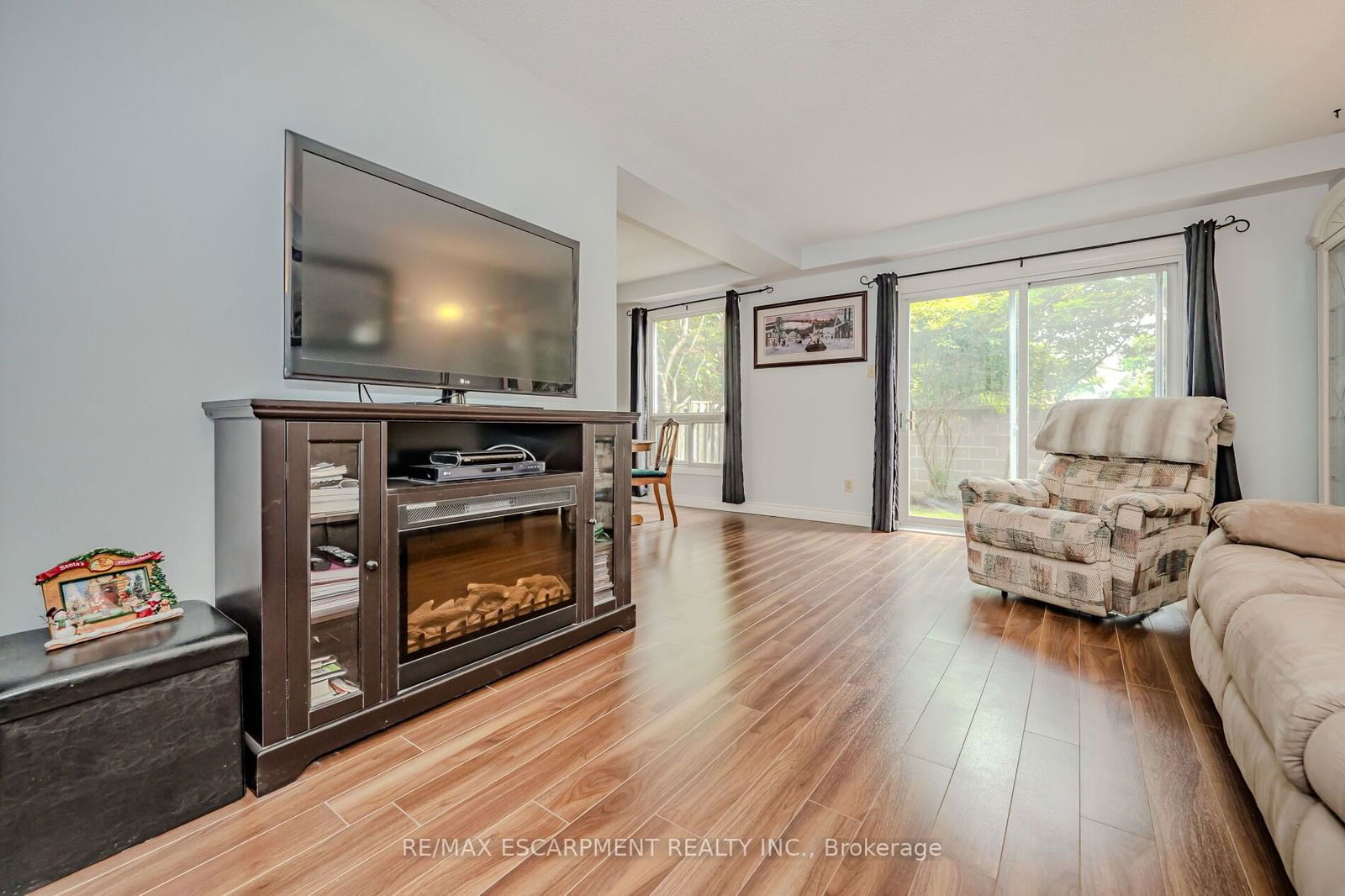 1548 Newlands Cres, unit 14 for sale