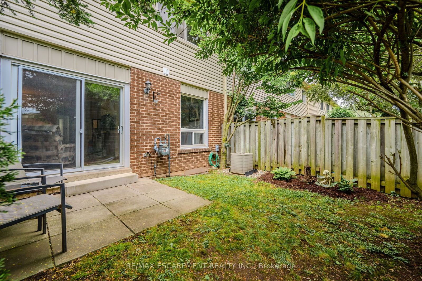 Newlands Heights Townhomes, Burlington, Toronto