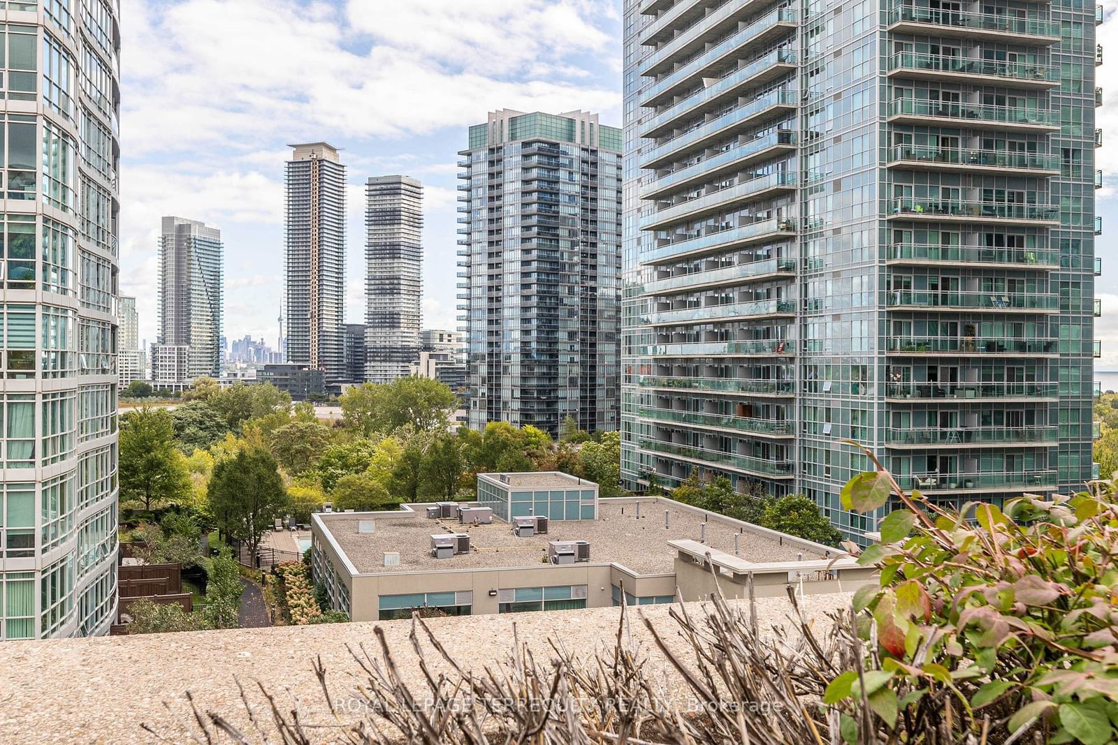 Warehouse Lofts at Mystic Pointe, Etobicoke, Toronto