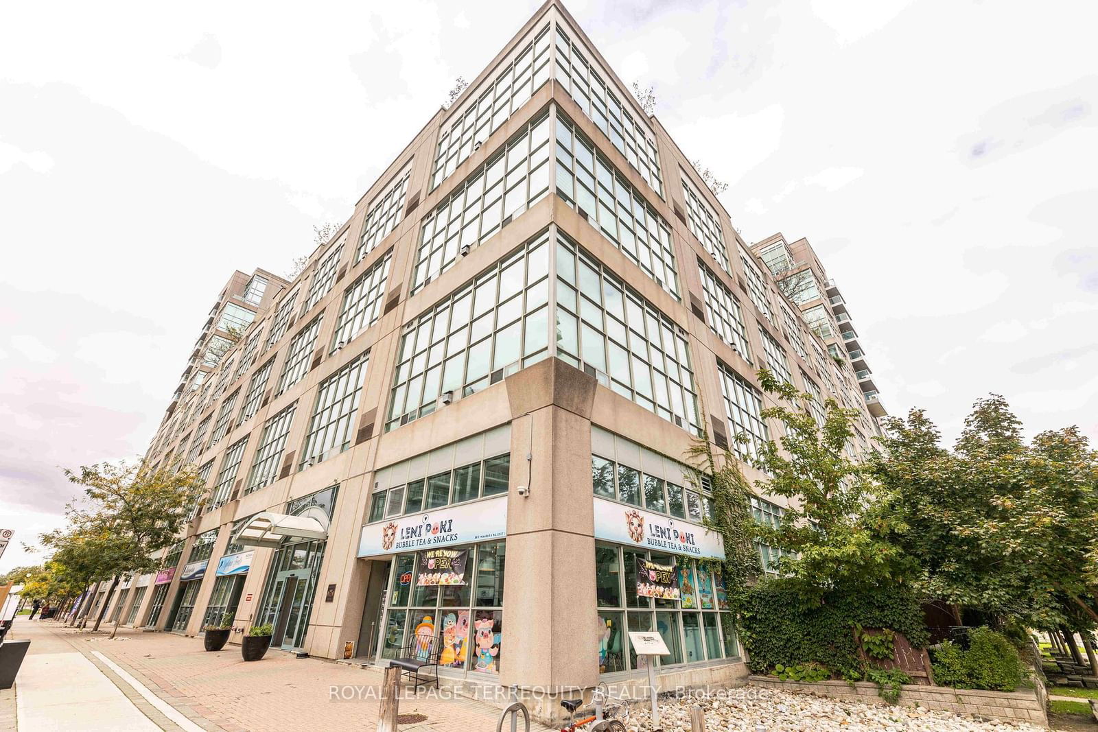 300 Manitoba St, unit 210 for sale