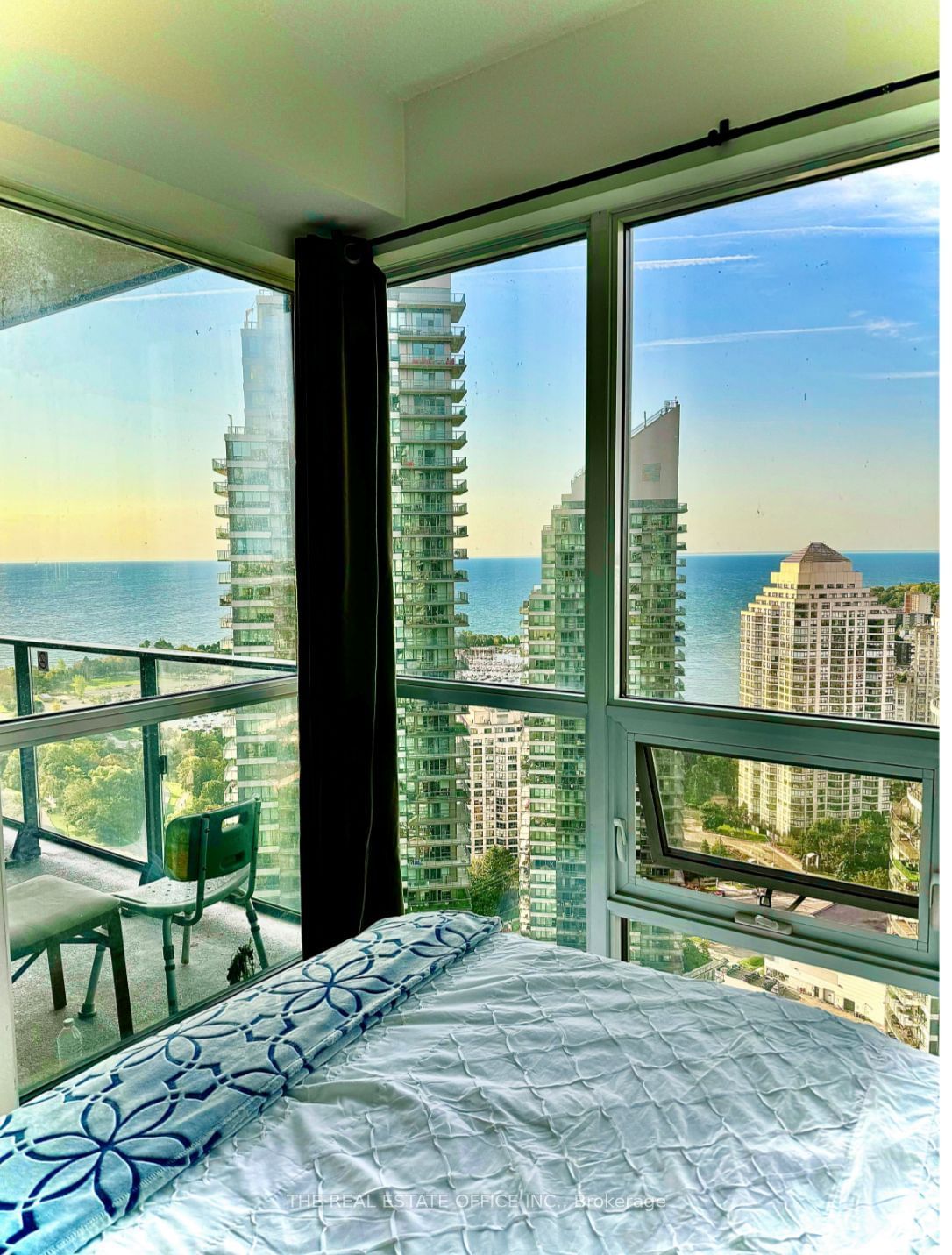 2220 Lakeshore Blvd W, unit 3510 for rent