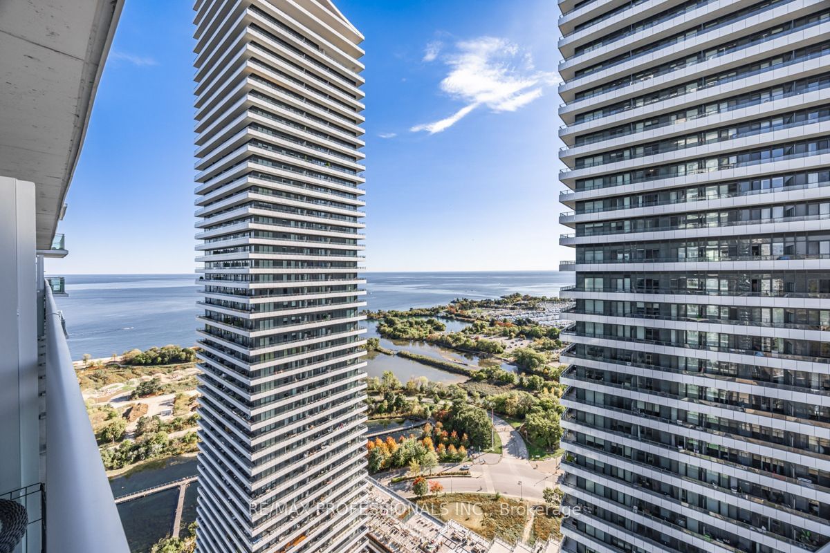 33 Shore Breeze Dr W, unit 3303 for sale