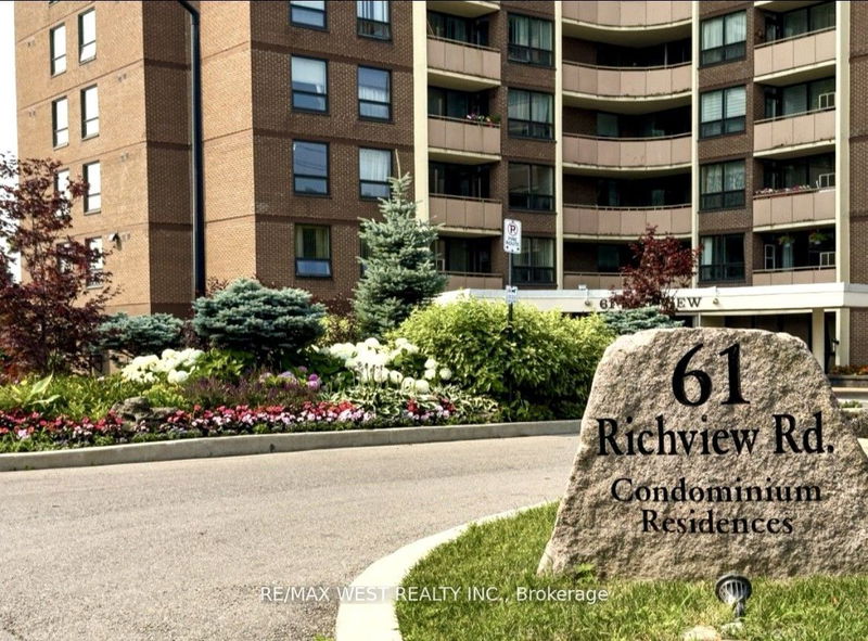 61 Richview Rd, unit 401 for rent