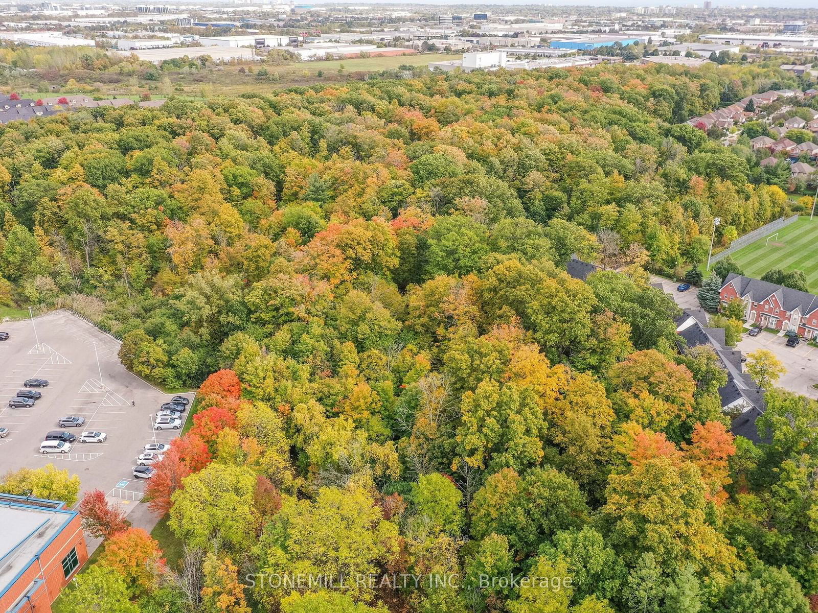 Shore Acres Creek Townhomes, Burlington, Toronto