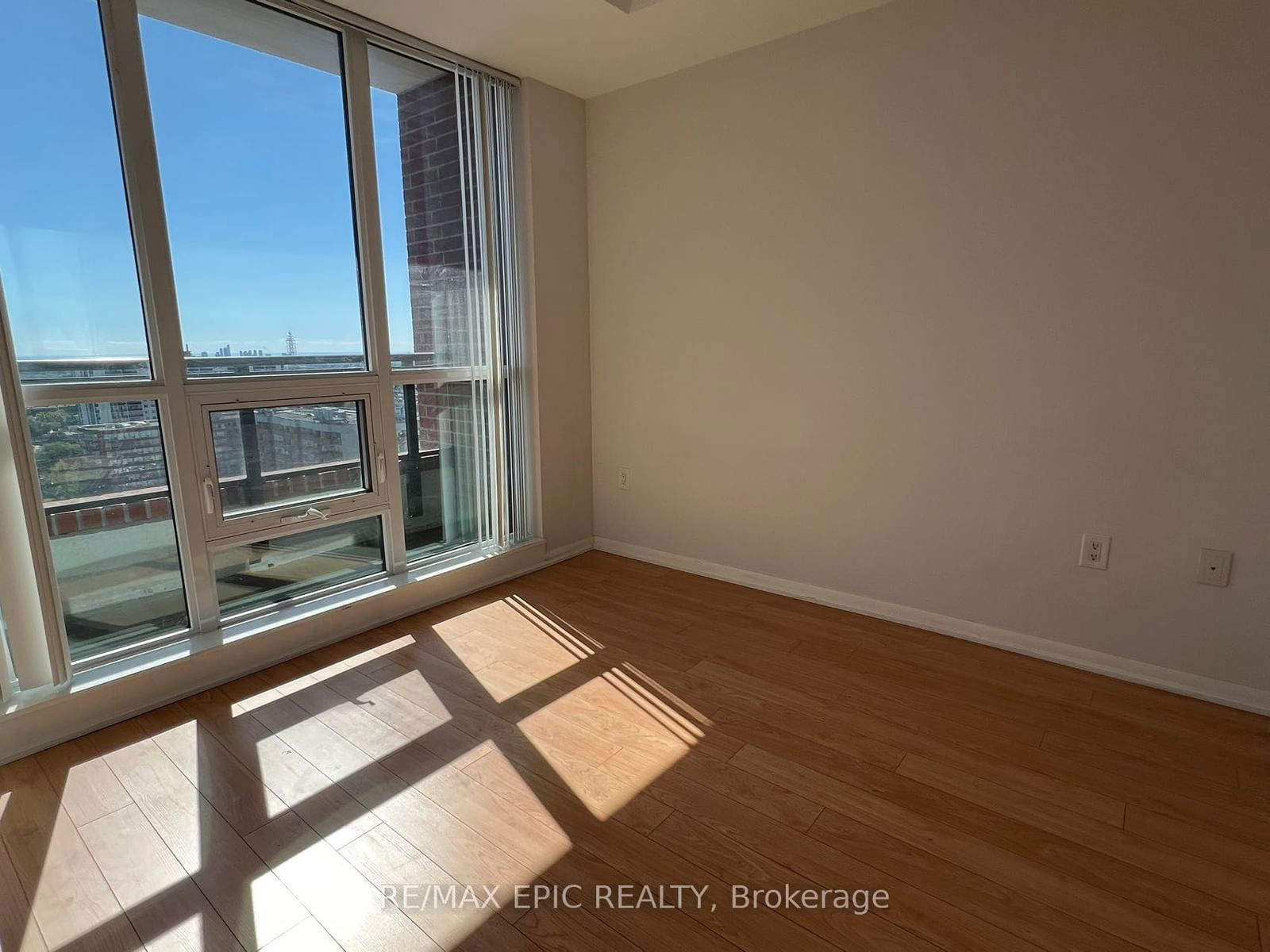 830 Lawrence Ave W, unit 1810 for rent