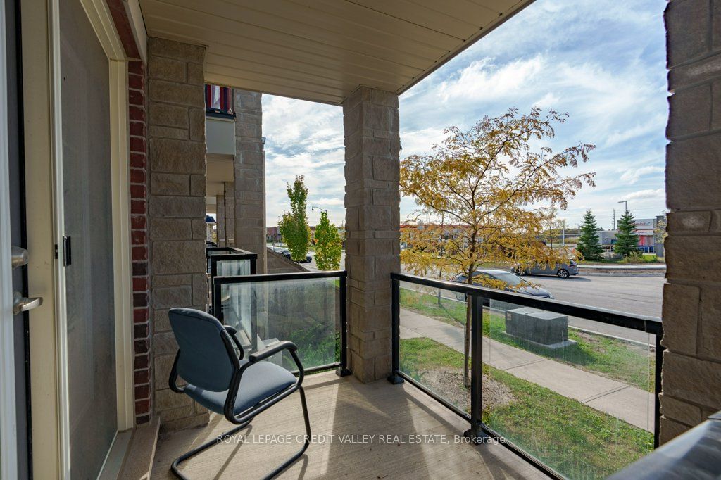 200 Veterans Dr, unit 6 for sale