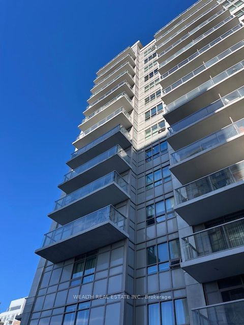 816 Lansdowne Ave, unit 310 for rent