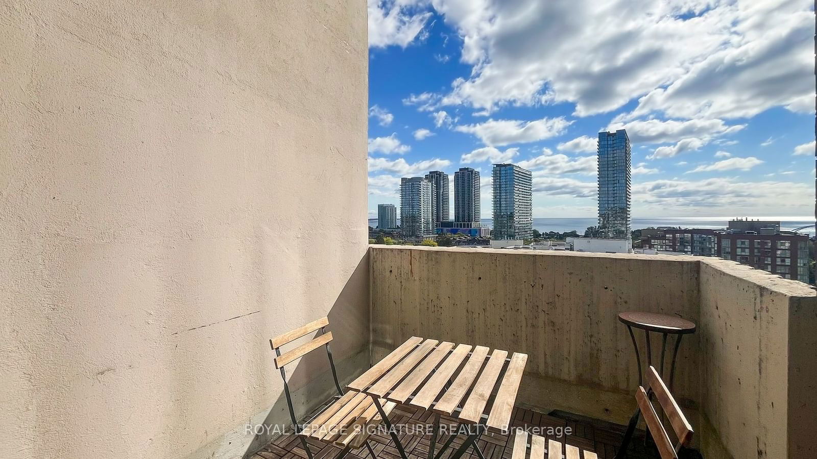 60 Southport St, unit 724 for sale