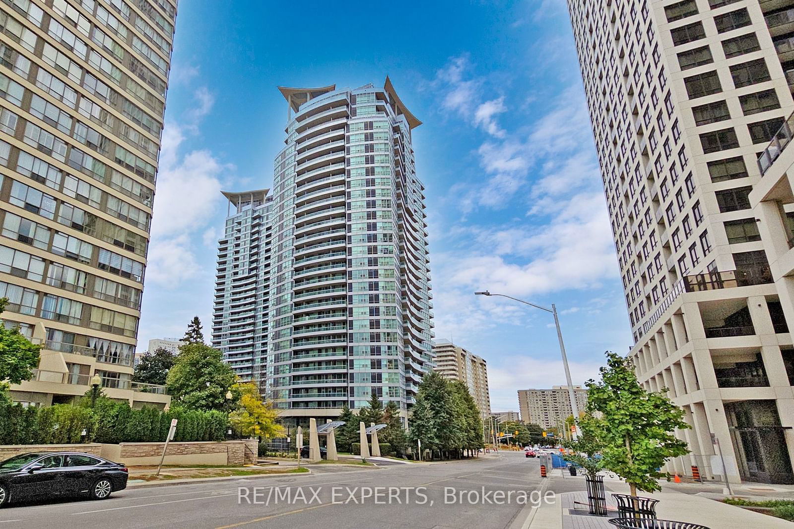 33 Elm Dr W, unit 2707 for rent