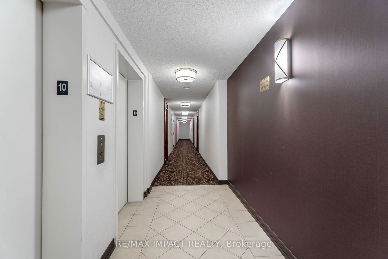 2565 Erin Centre Blvd, unit 1007 for sale