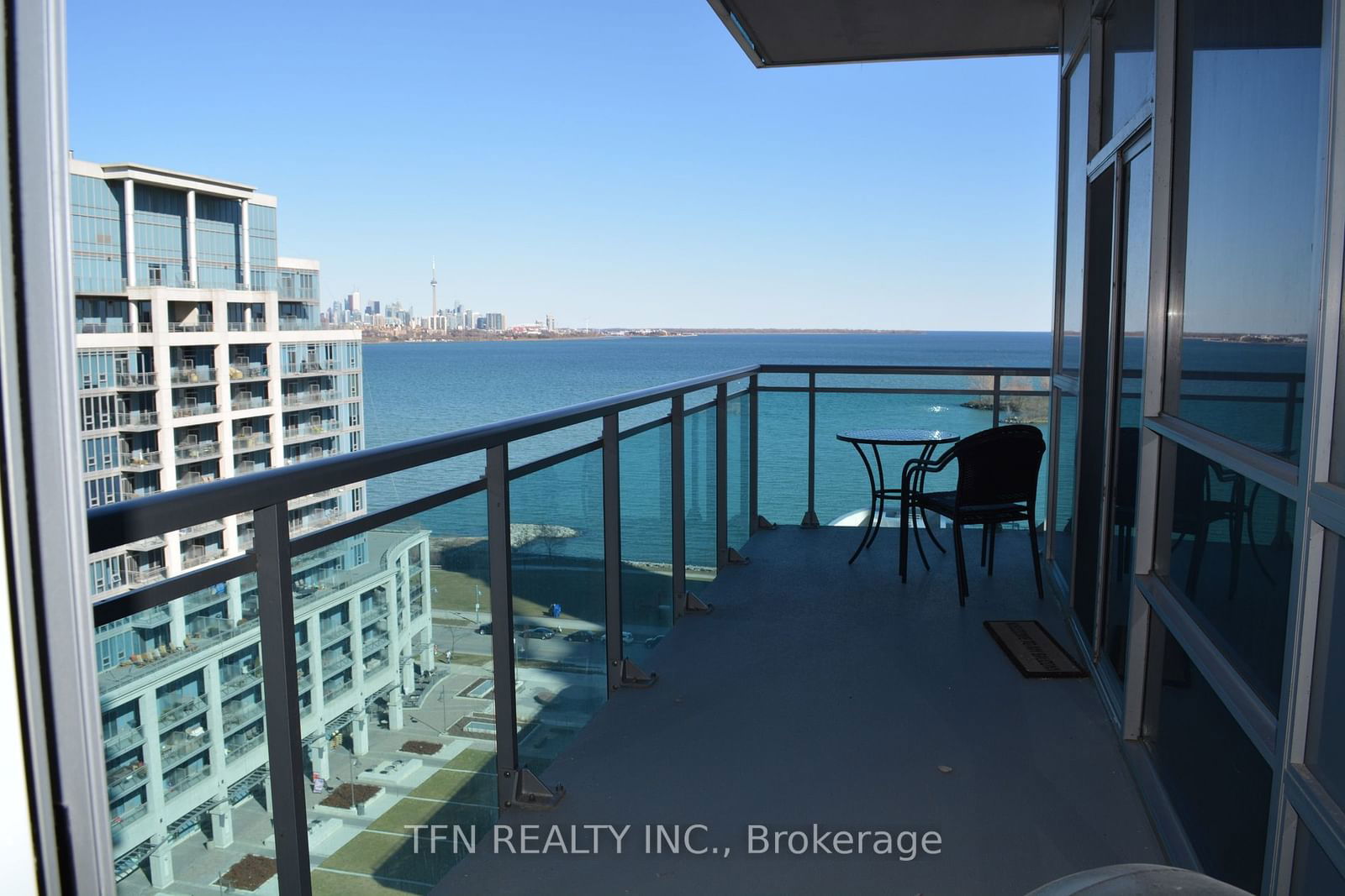 16 Brookers Lane, unit 1210 for rent