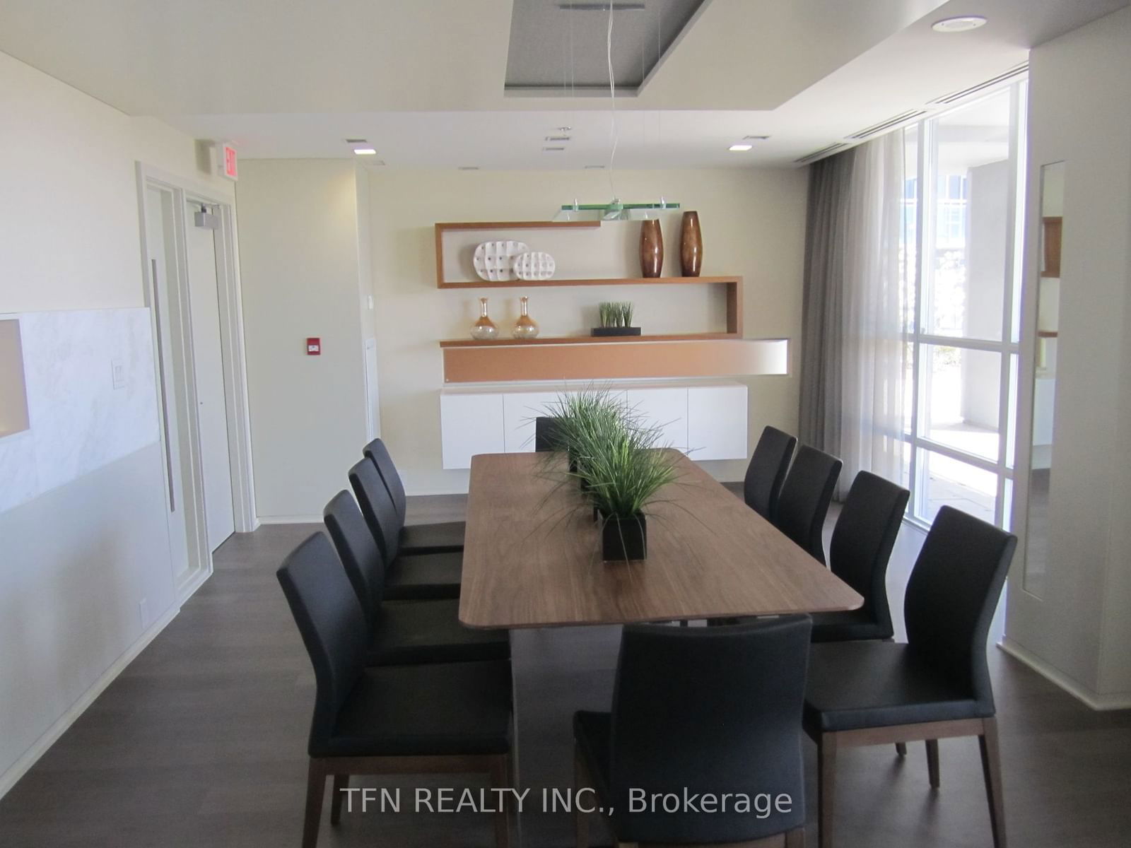 16 Brookers Lane, unit 1210 for rent