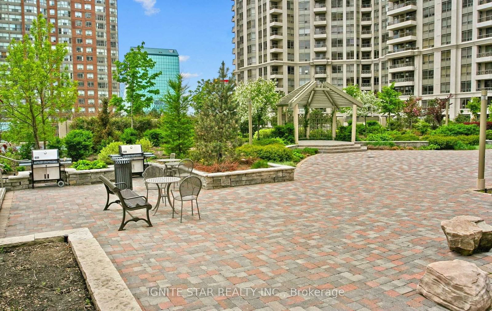 3880 Duke Of York Blvd, unit PH10 for rent