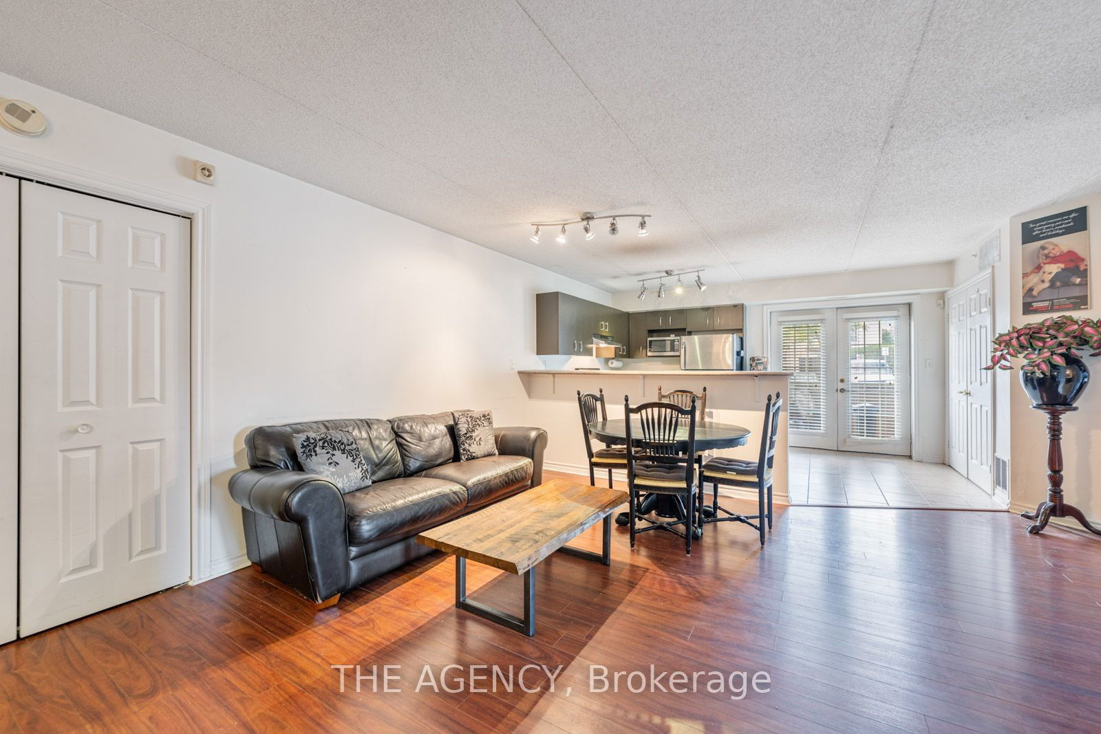 1810 Walkers Line, unit 102 for sale