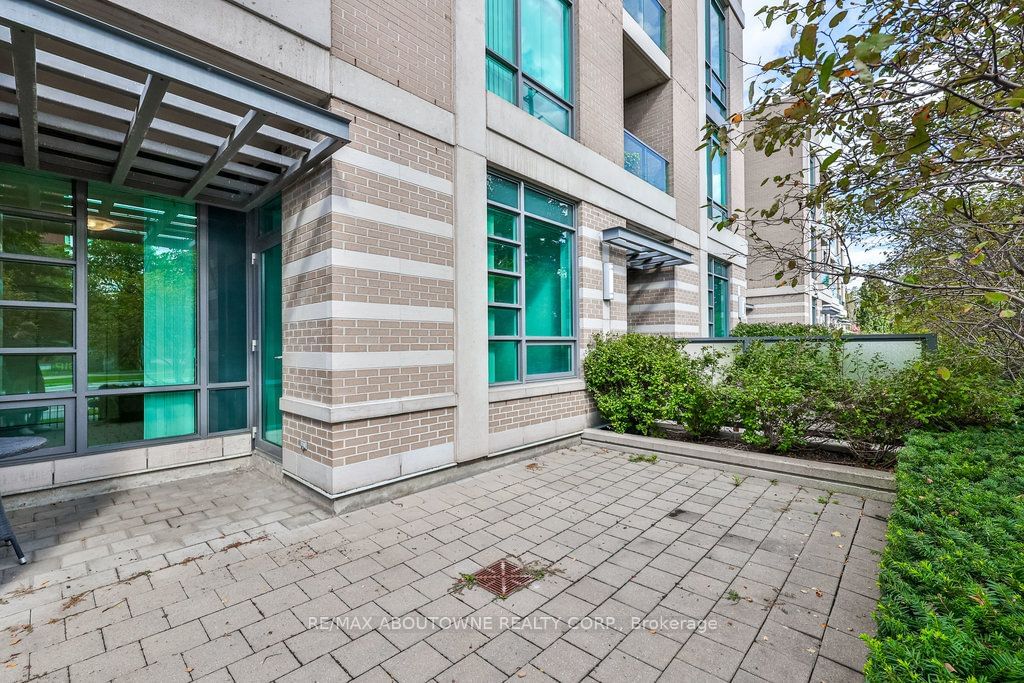 215 Sherway Gardens Rd, unit 105 for sale