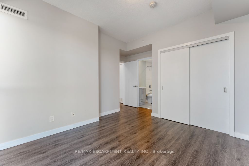 2087 Fairview St, unit 1301 for sale