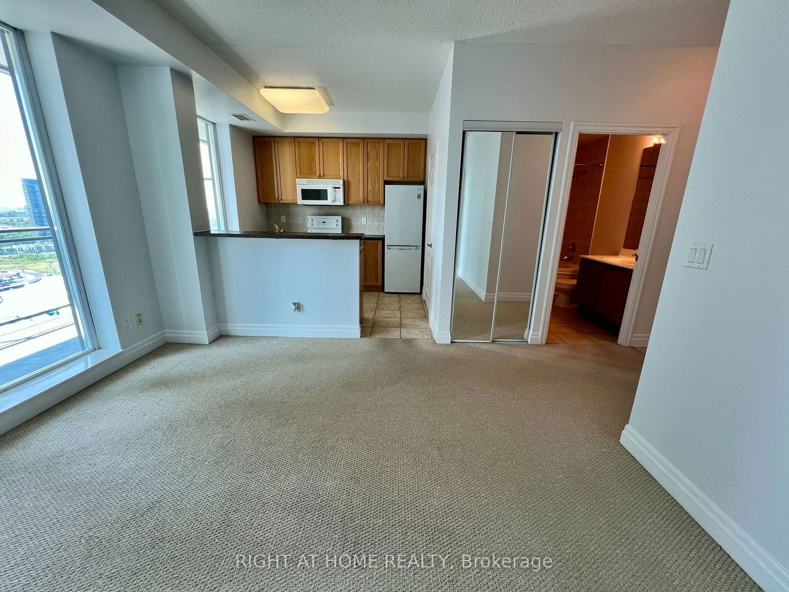 2121 Lake Shore Blvd W, unit 2301 for rent