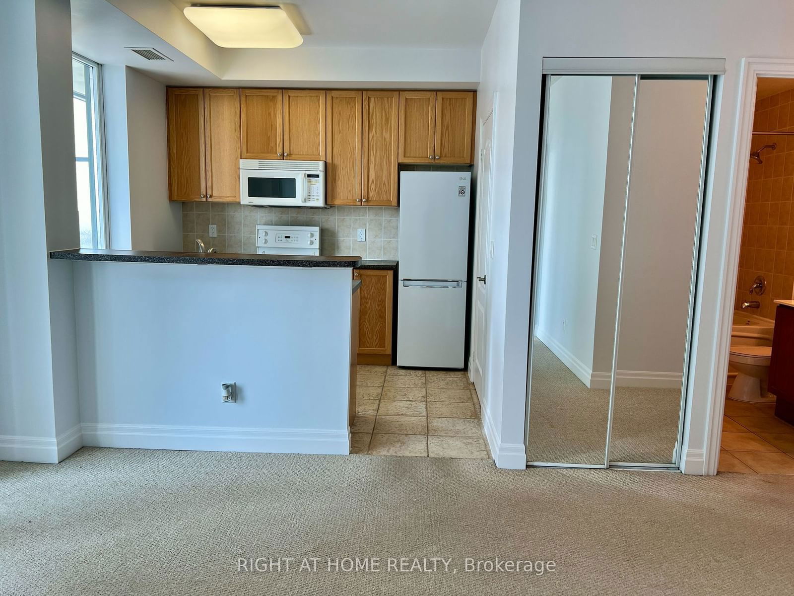 2121 Lake Shore Blvd W, unit 2301 for rent