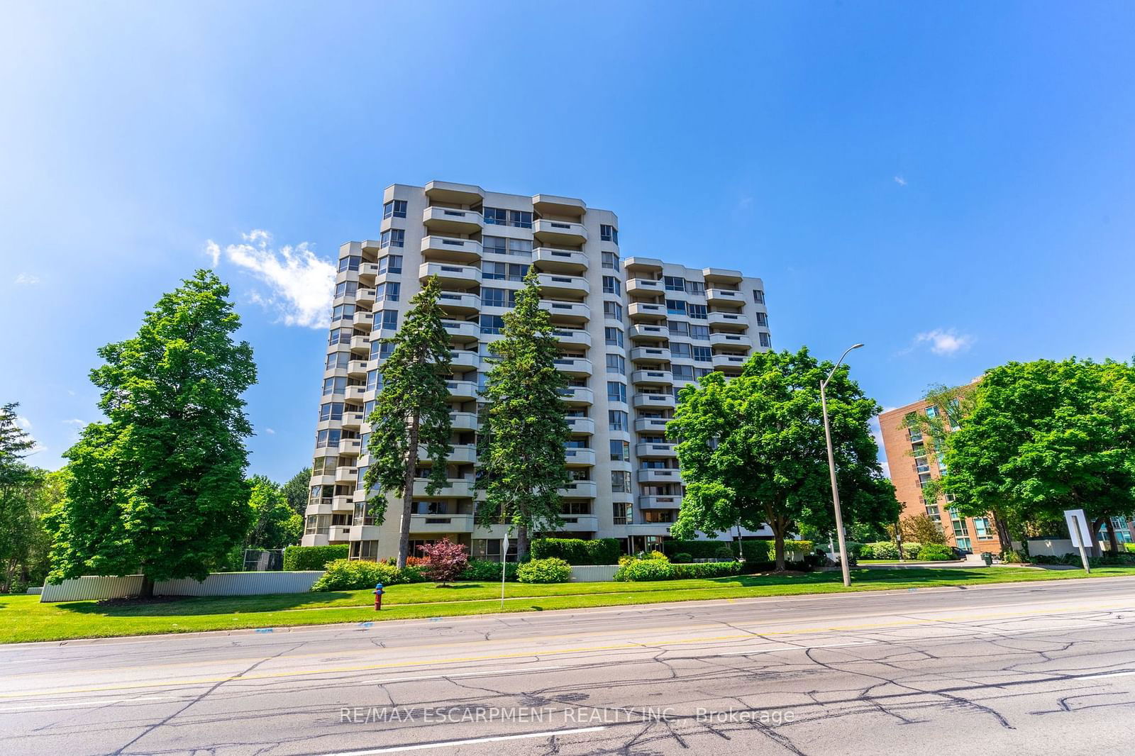 The Lakewinds Condos, Burlington, Toronto