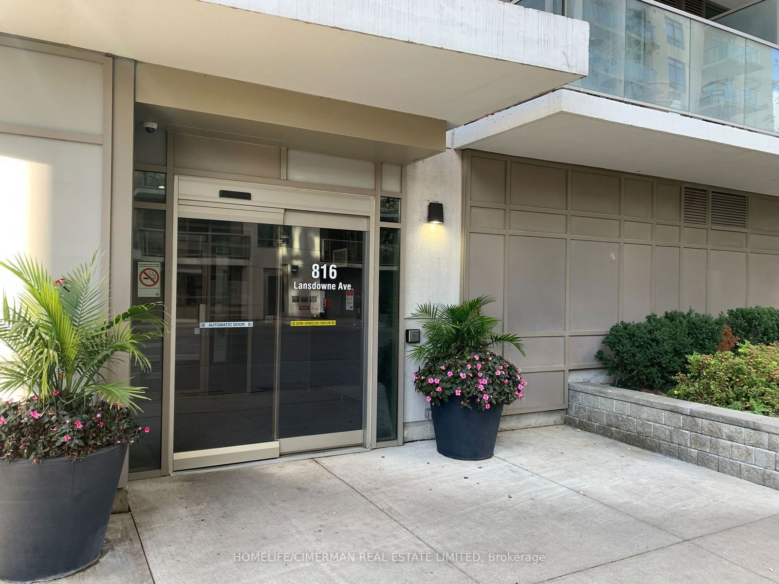 816 Lansdowne Ave, unit 316 for sale