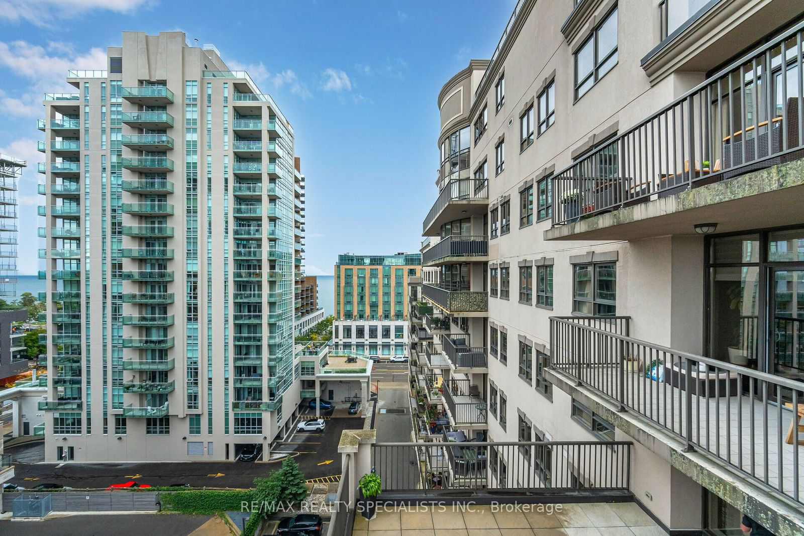 The Baxter Condos, Burlington, Toronto