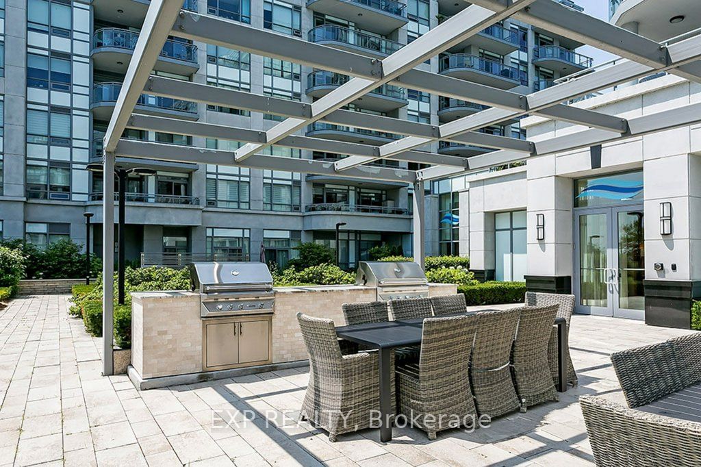 3500 lakeshore Rd W, unit 520 for sale