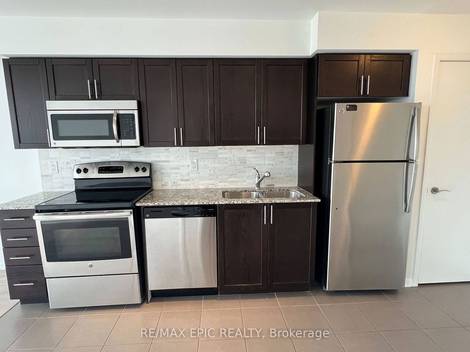 830 Lawrence Ave W, unit 1708 for rent