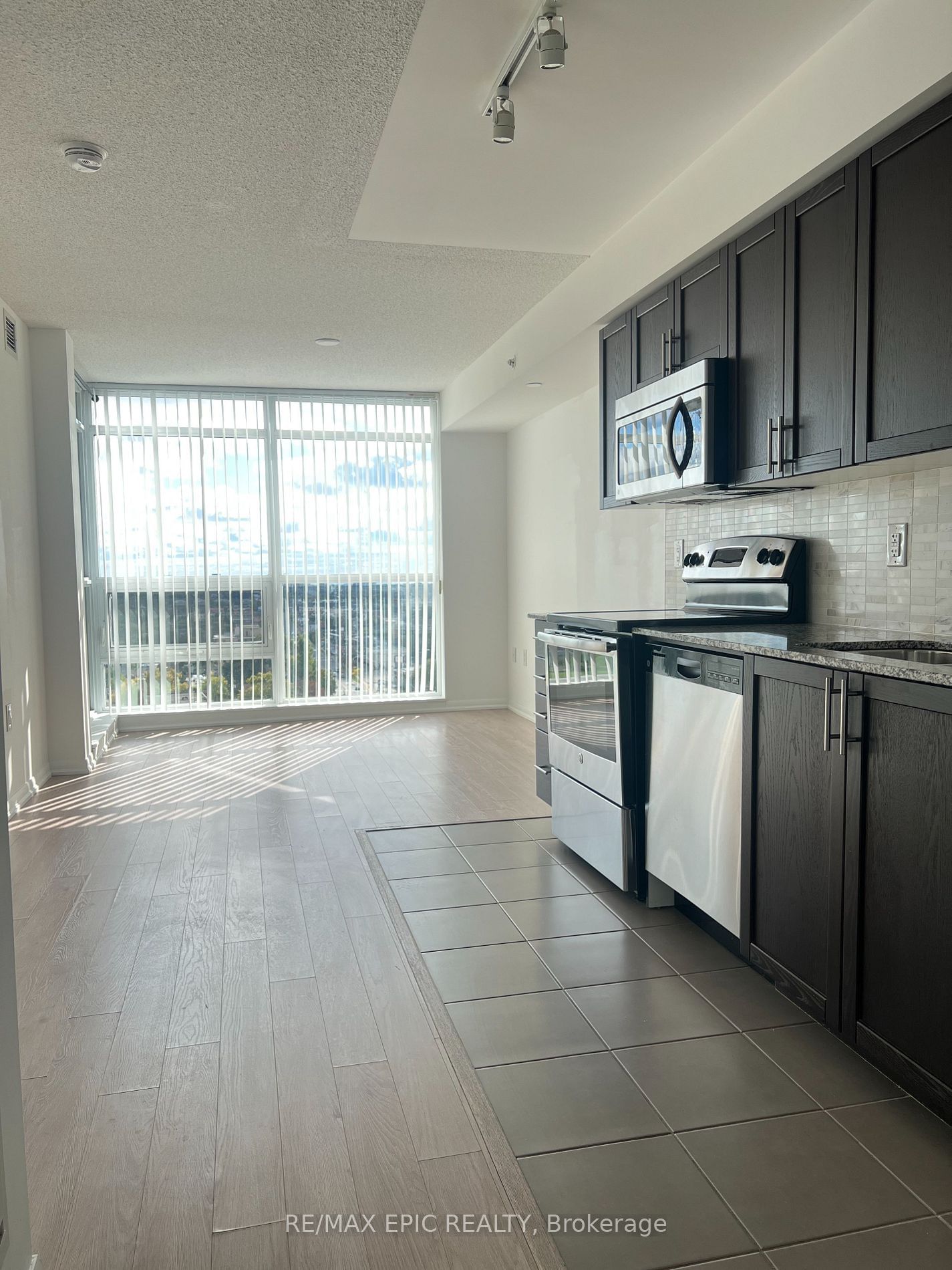 830 Lawrence Ave W, unit 1708 for rent