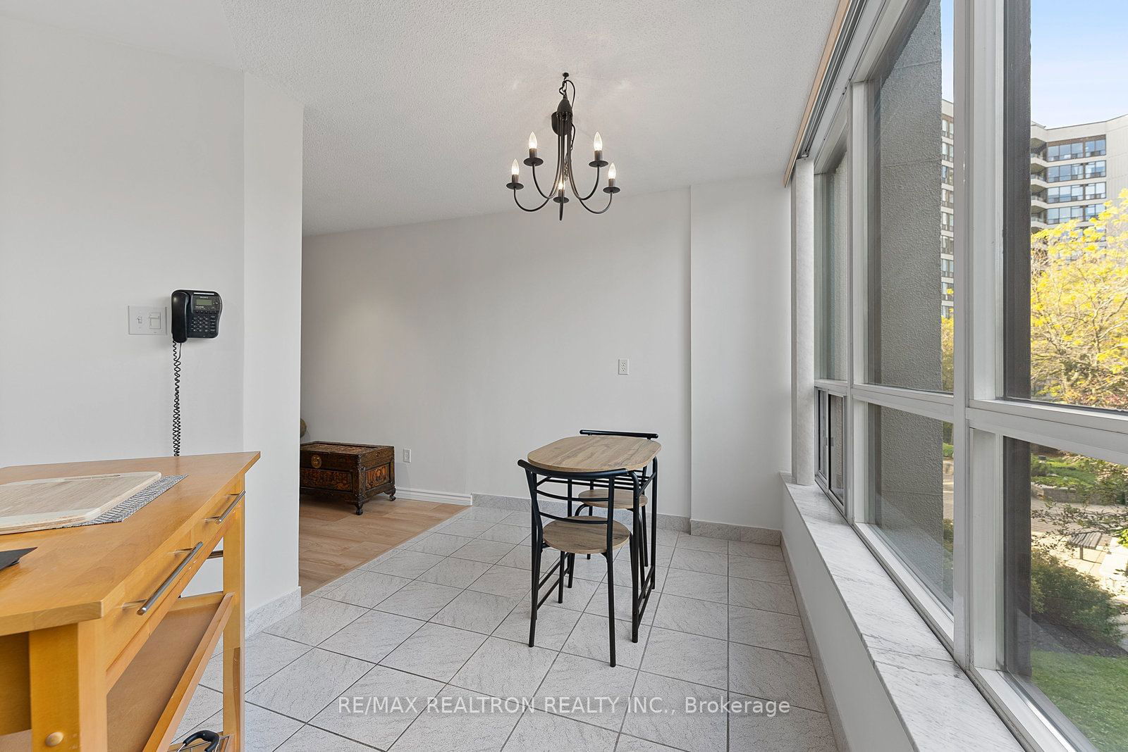 10 Laurelcrest St, unit 210 for sale