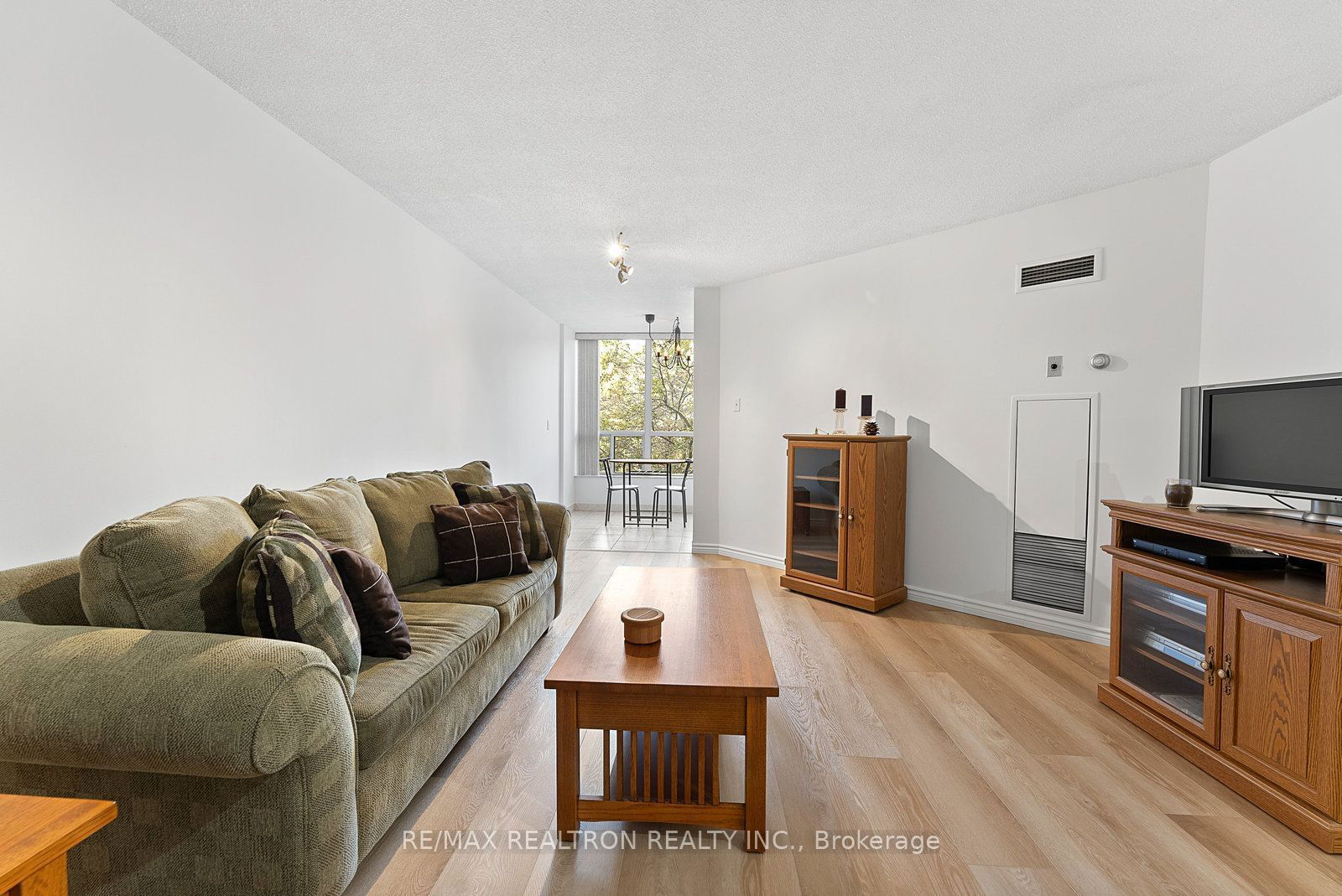 10 Laurelcrest St, unit 210 for sale