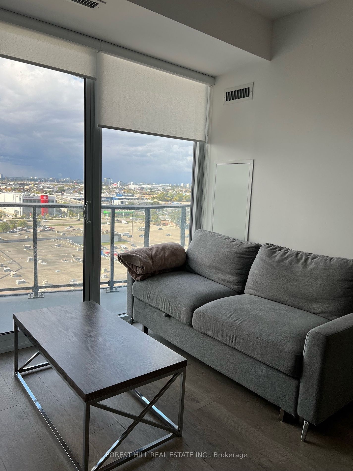 36 Zorra St, unit 1402 for rent