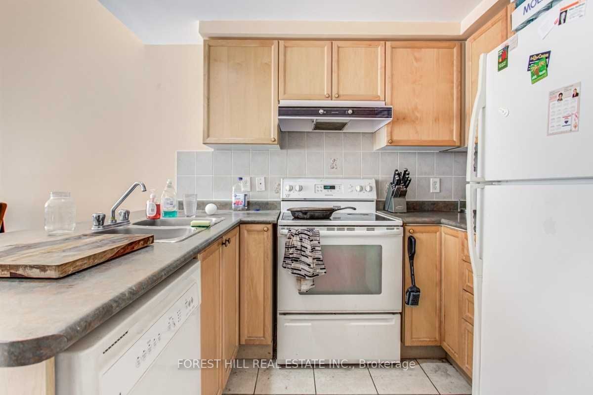 760 Lawrence Ave W, unit 43 for sale