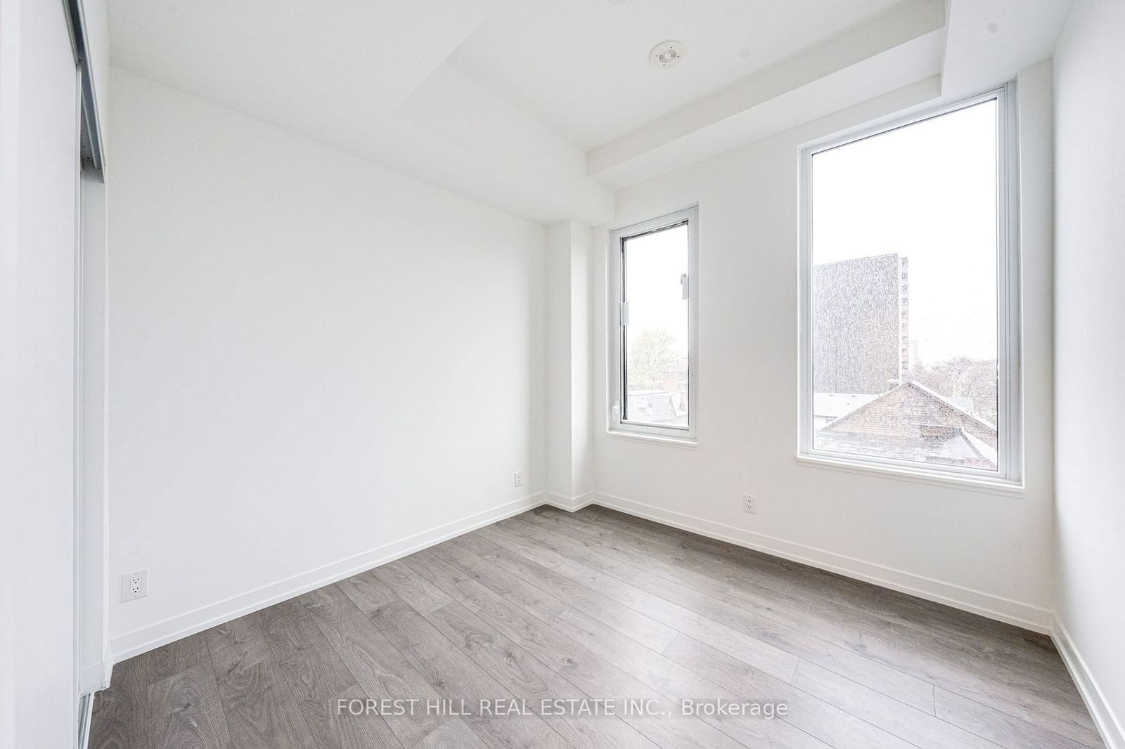 270 Dufferin St, unit 418 for rent