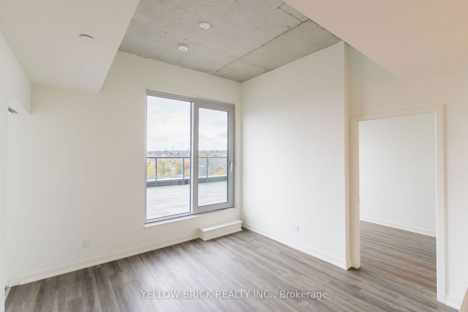 1808 St. Clair Ave W, unit 716 for sale