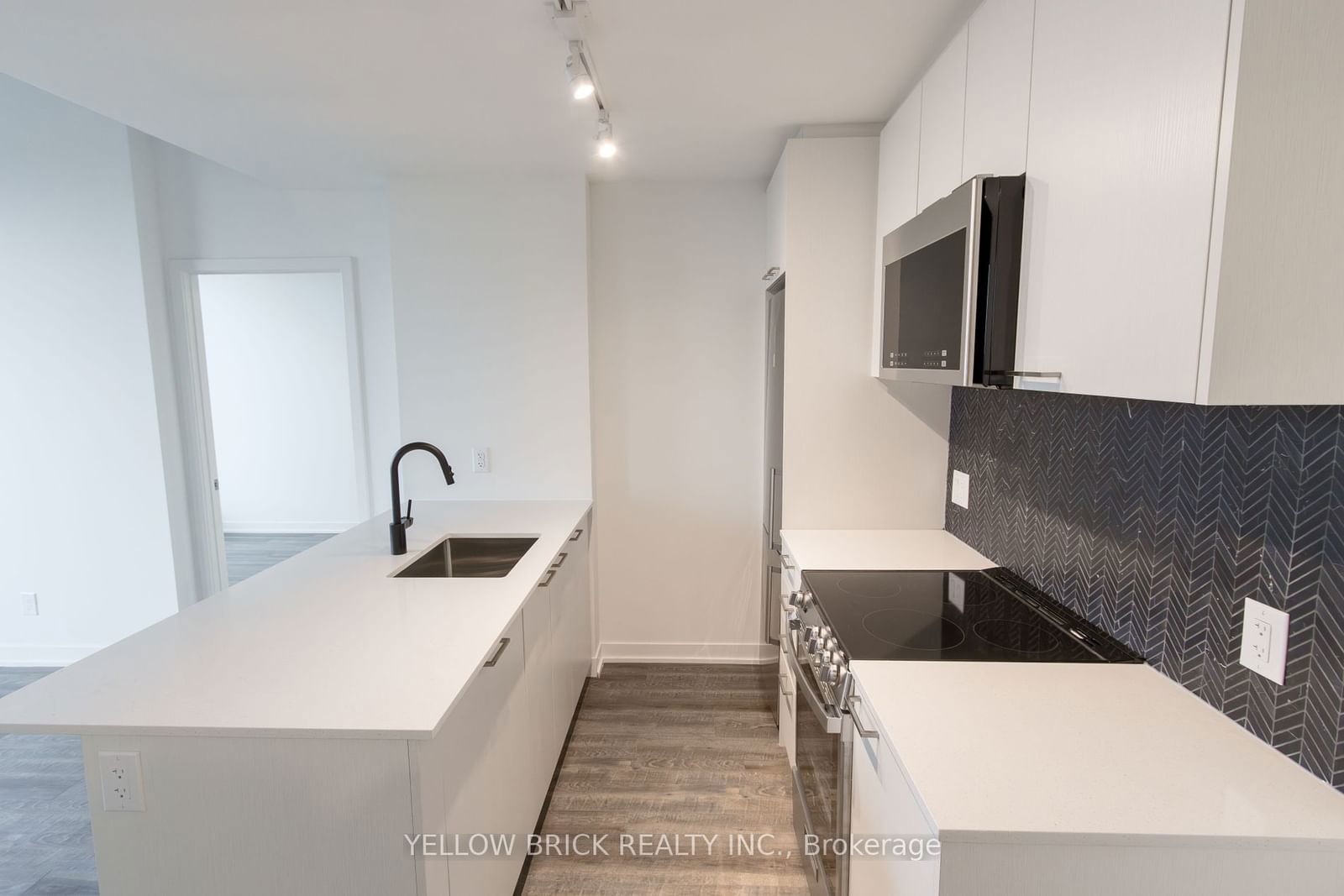 1808 St. Clair Ave W, unit 716 for sale