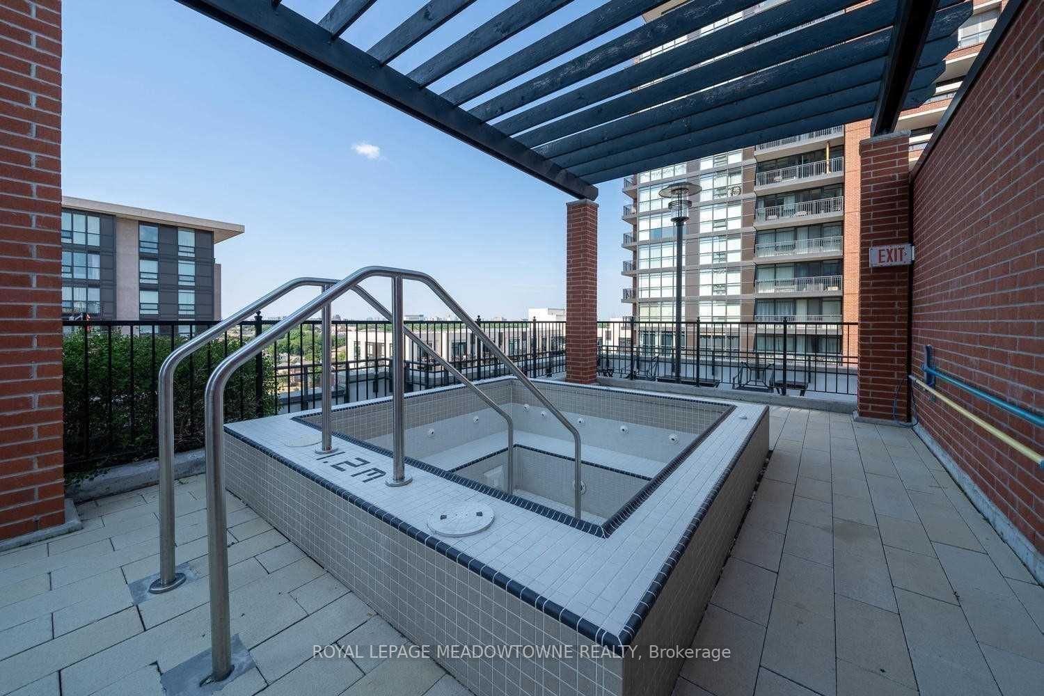 830 Lawrence Ave W, unit 825 for sale