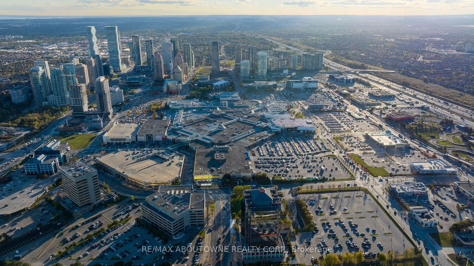 The Absolute Condos, Mississauga, Toronto