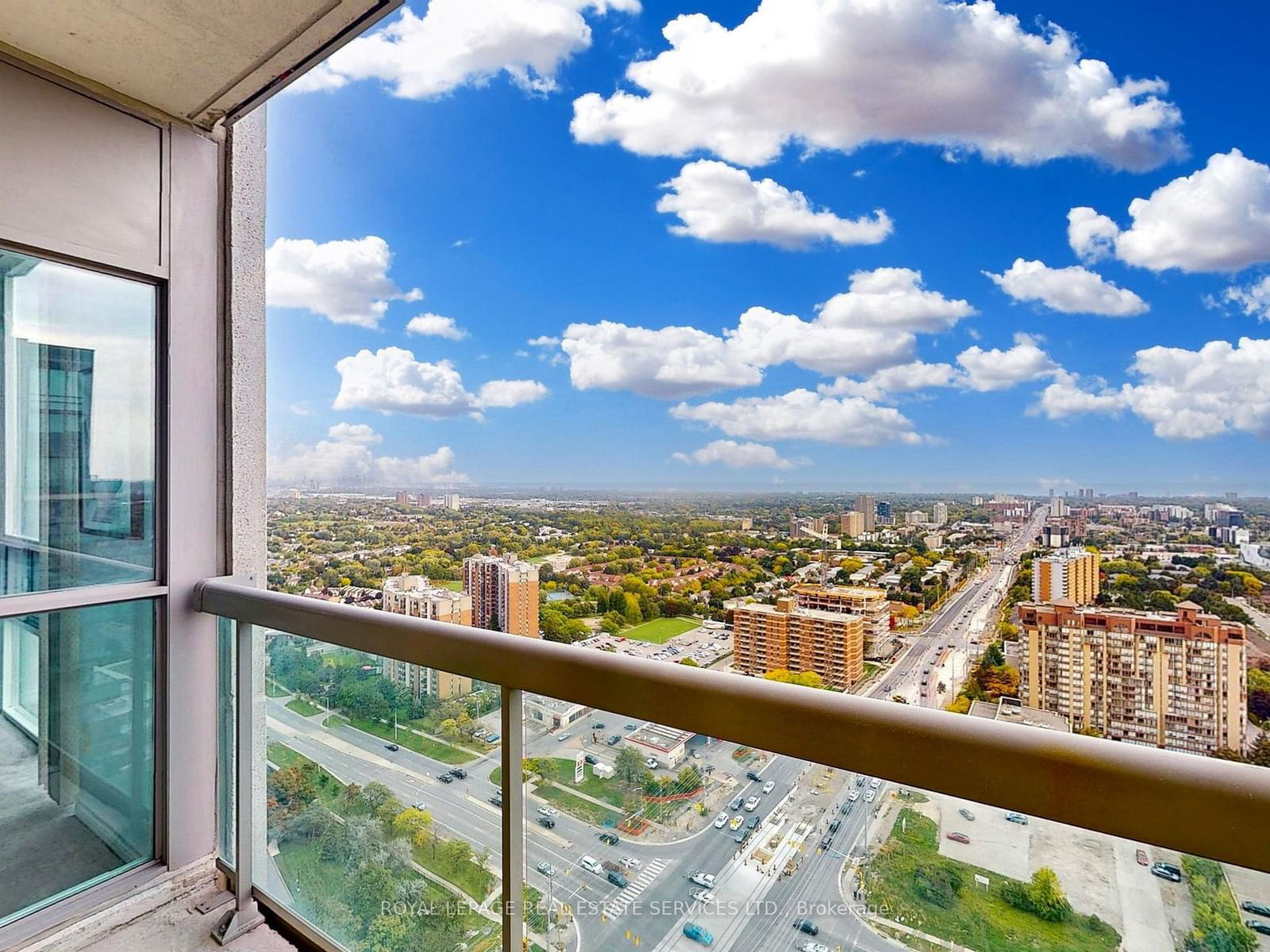 3504 Hurontario St, unit 3603 for sale