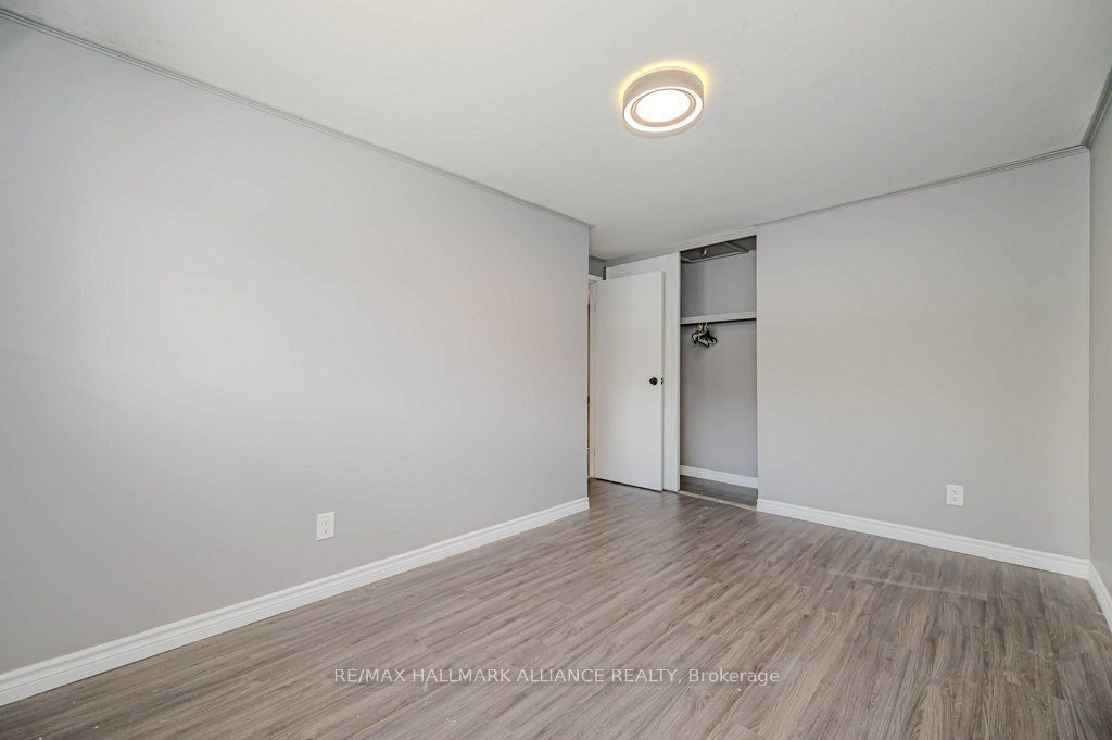 2216-2260 Upper Middle Road Townhomes, Burlington, Toronto