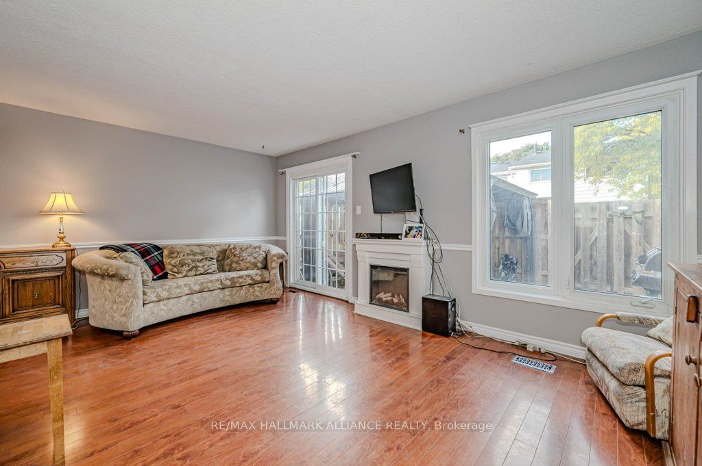 2216-2260 Upper Middle Road Townhomes, Burlington, Toronto