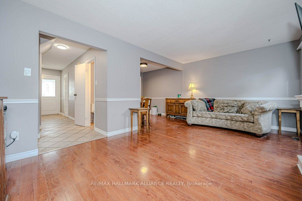 2216-2260 Upper Middle Road Townhomes, Burlington, Toronto