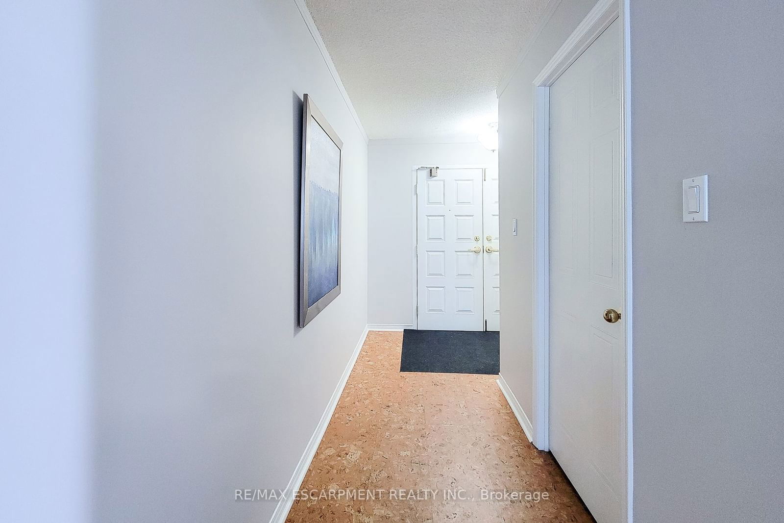 1225 North Shore Blvd, unit 108 for sale