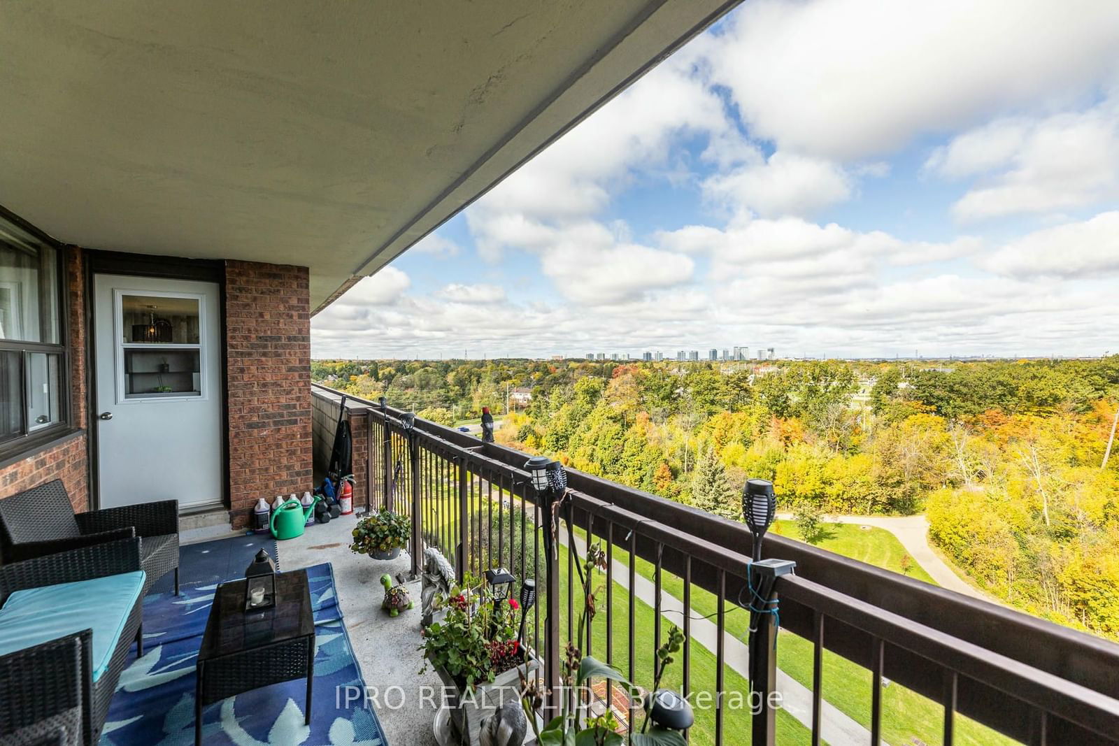 3501 Glen Erin Dr, unit 901 for sale